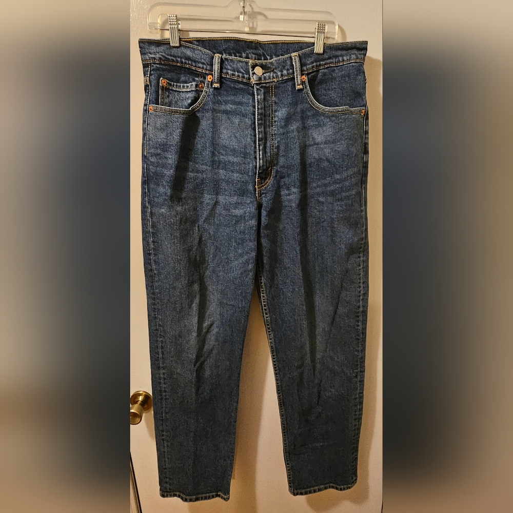 Levis 550 Jeans Blue Relaxed Fit Men's‎ Size 35x32 Fits 34x32